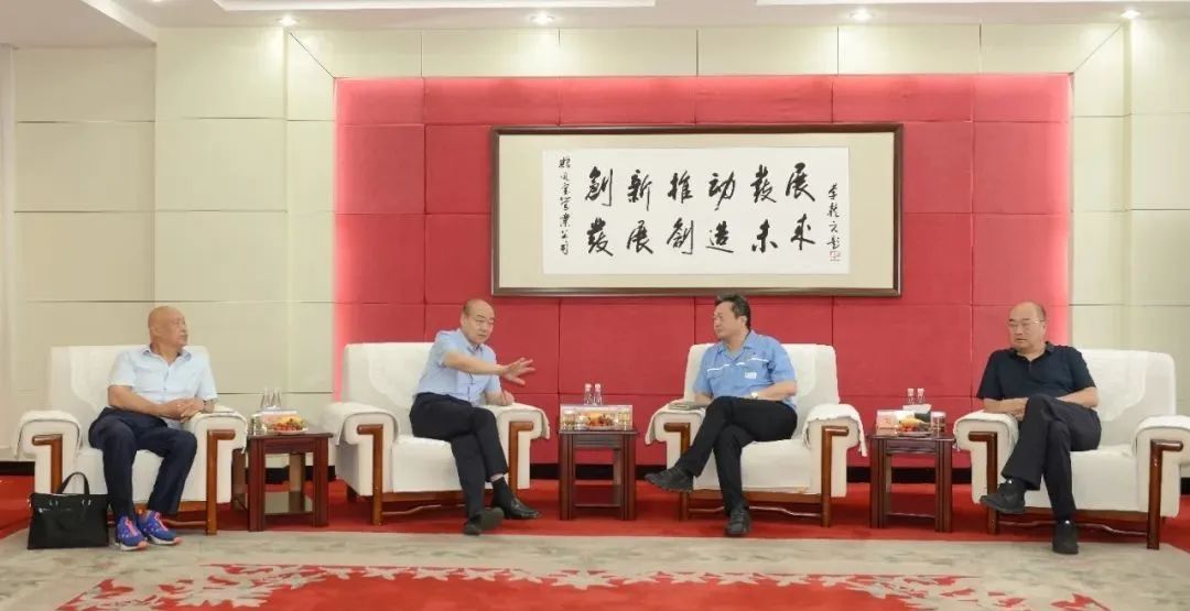 河南省企联梁铁山会长、安阳市企联刘润生会长莅临jiuyou（中国）官方网站集团调研指导