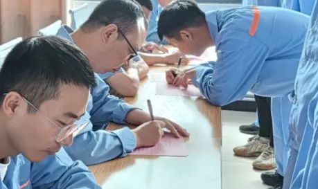 jiuyou（中国）官方网站管业举行“匠心凝聚、薪火相传”拜师仪式