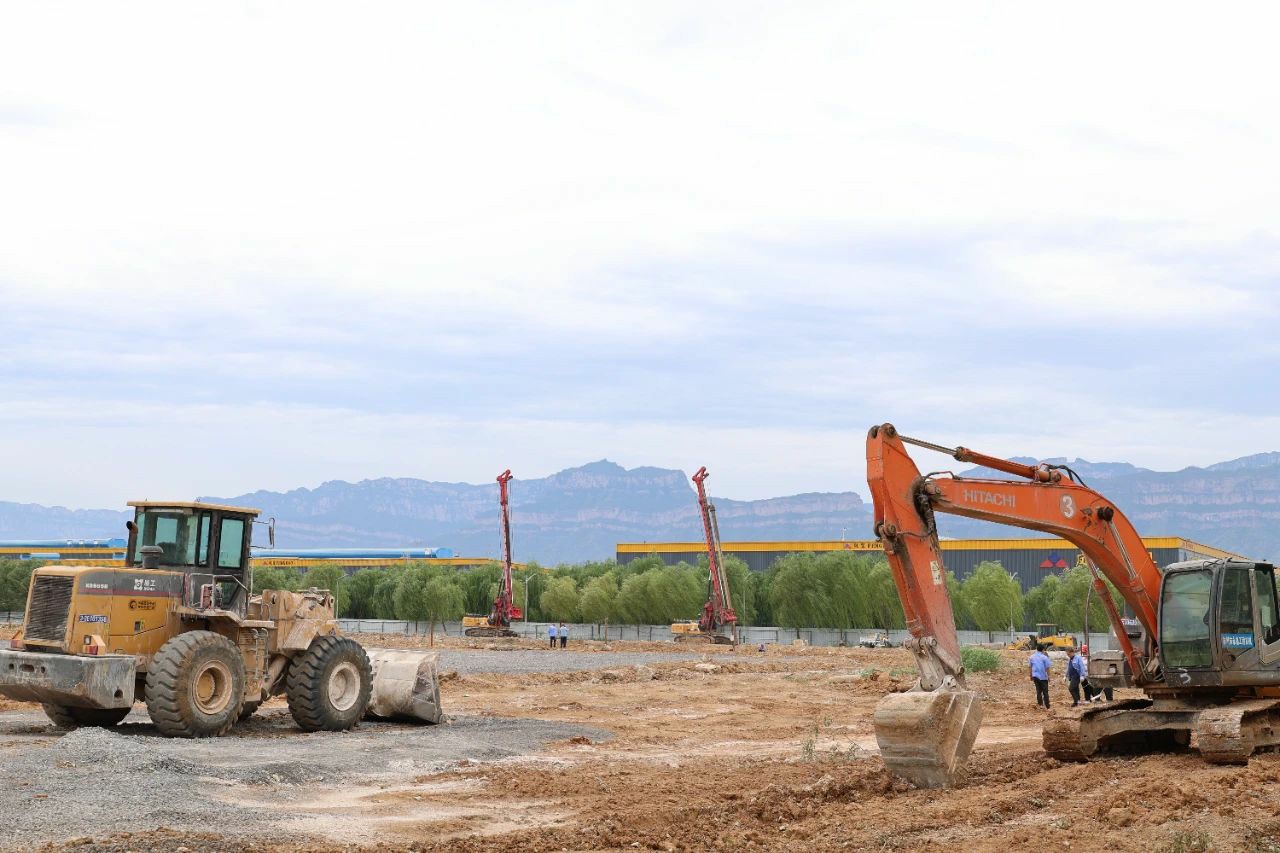 林州市“4+2”工作机制现场办公会在jiuyou（中国）官方网站管业860项目部召开